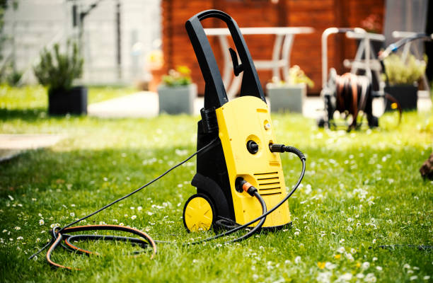 Post-Construction Pressure Washing in Plentywood, MT